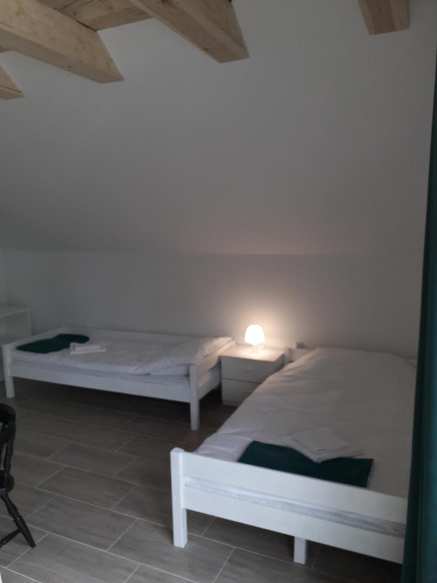 Paprotowka Apartament Wiosenny Paprotno Экстерьер фото